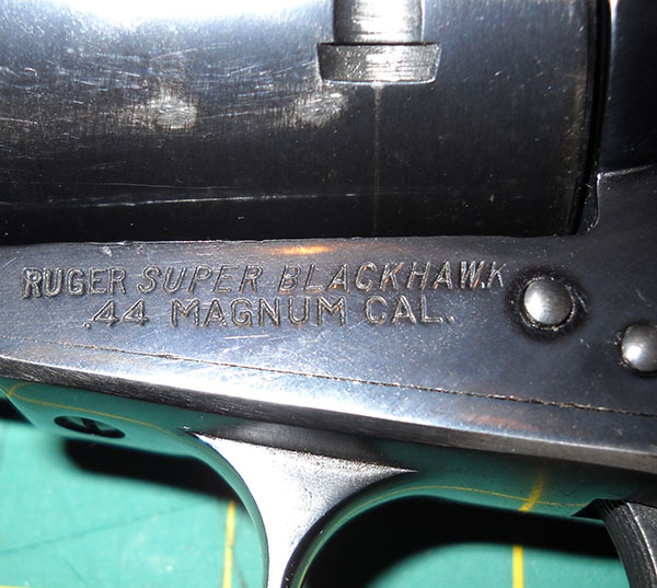 detail, Super Blackhawk right-side markings, RUGER SUPER BLACKHAWK - .44 MAGNUM CAL.